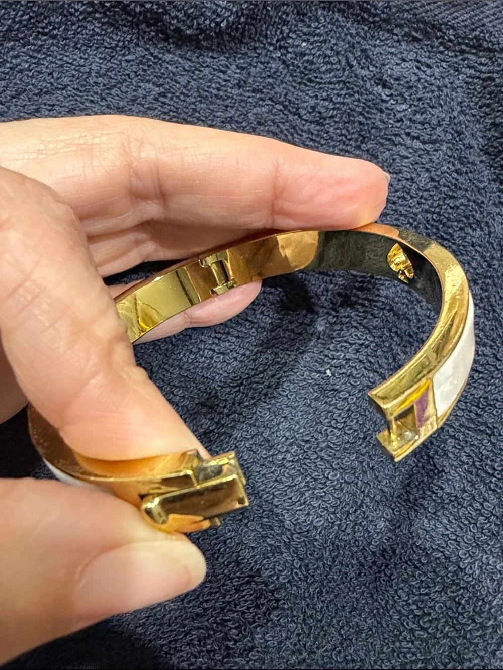 kate spade Gold and White Heart Accent Bangle Bracelet - Picture 2 of 3